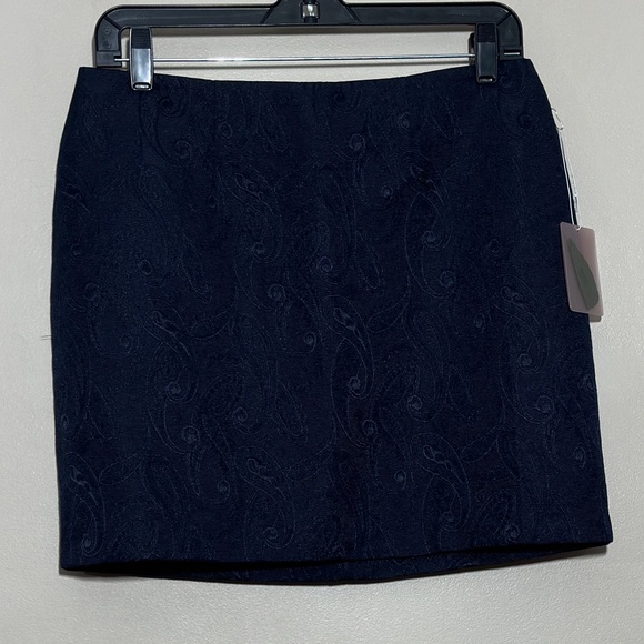 NWT Forever 21 || woman’s navy Blue mini skirt size small - Picture 1 of 7